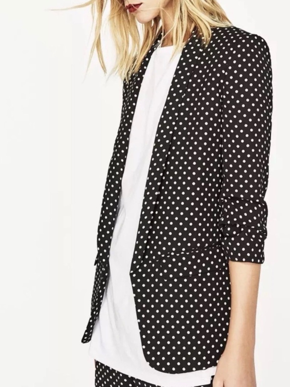 New NWT Zara block and white polka dot blazer size S